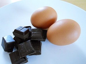 chocolate-mousse-ingredients kipkitchen.com #chocolate #mousse #dessert #recipe #DairyFree