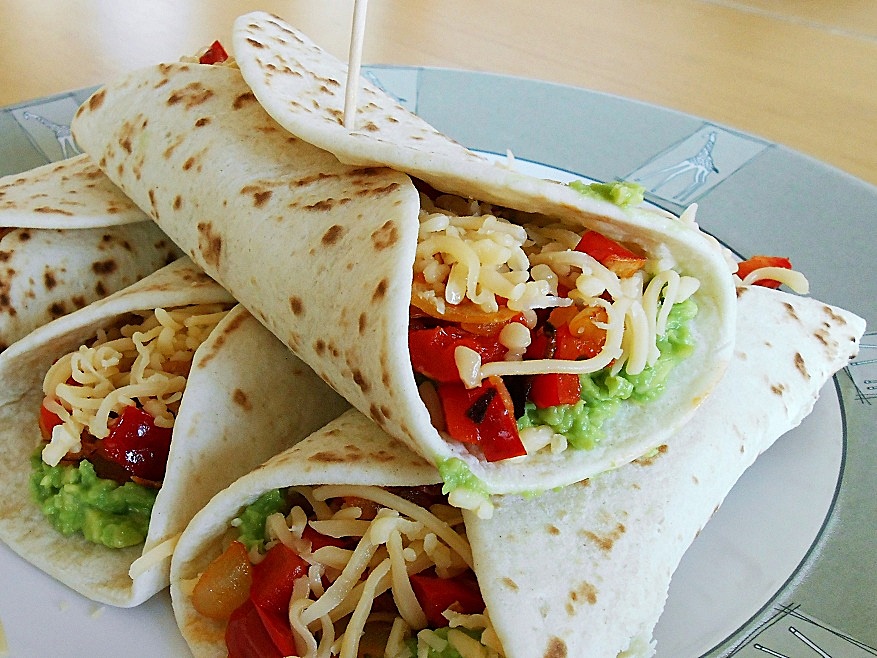 easy-tortillas-recipe kipkitchen.com #tortillas #recipe #NoLard #wraps #vegetarian