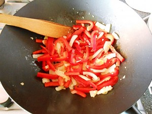 Chicken stir fry: Add the pepper kipkitchen.com #chicken #StirFry #recipe #dinner #healthy