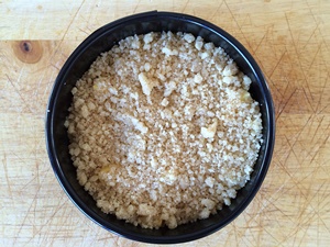 apple-crumble-ready-to-eat kipkitchen.com #AppleCrumble #dessert #recipe