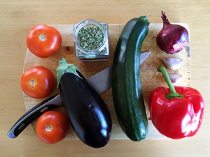 How to Make Ratatouille--Ingredients | kipkitchen.com | #healthy #recipe #vegan